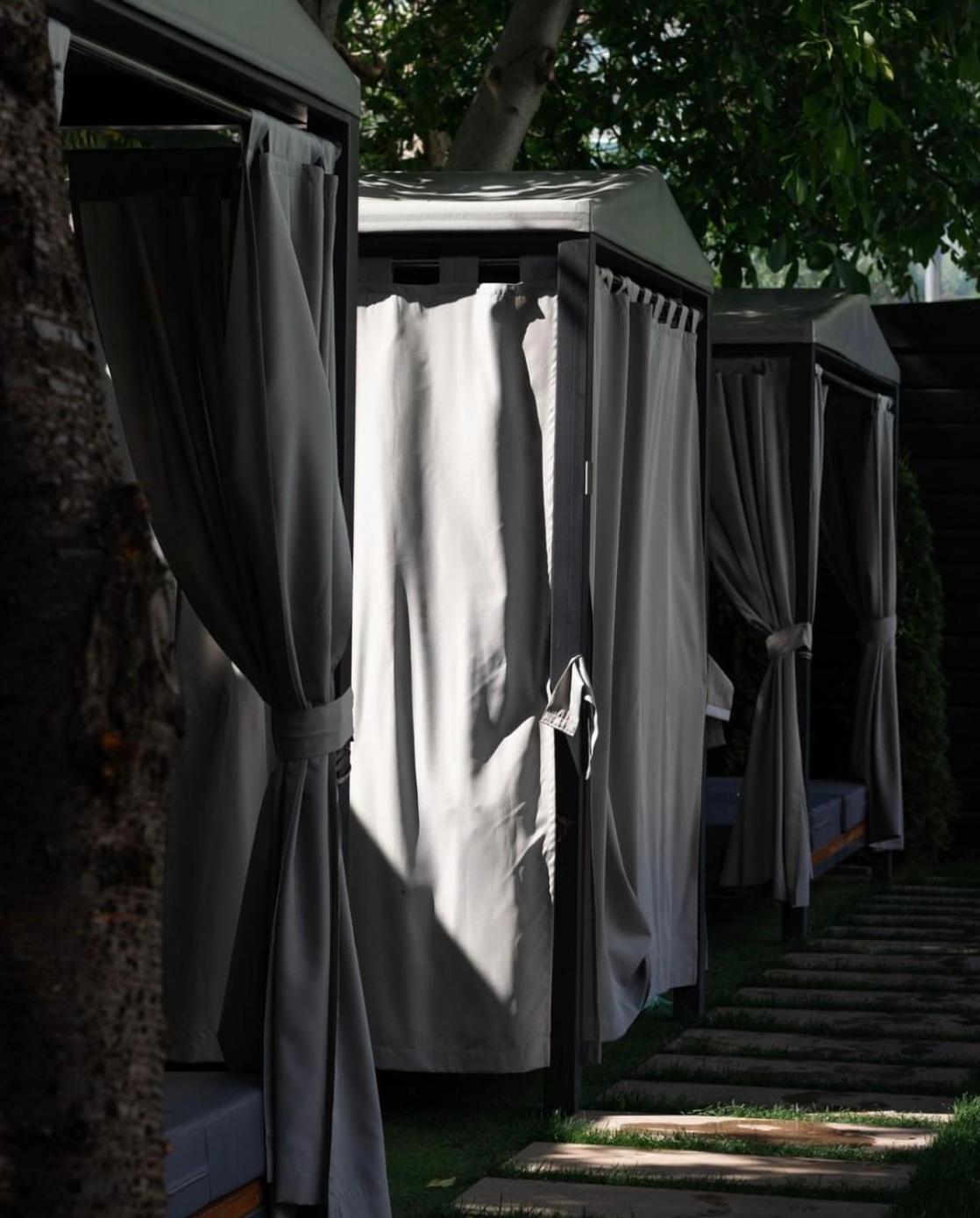 Safari-Club Hotel Vinnytsia Exterior photo